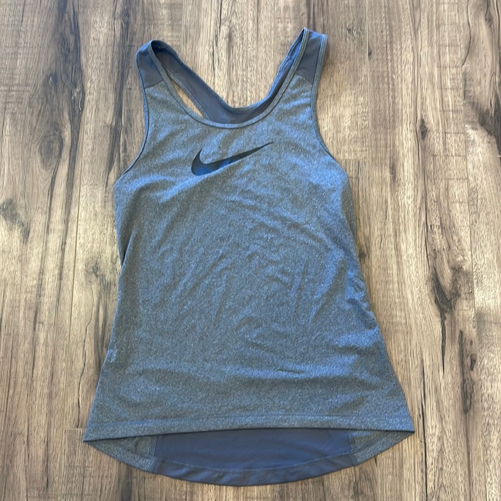 NIKE PRO TANK